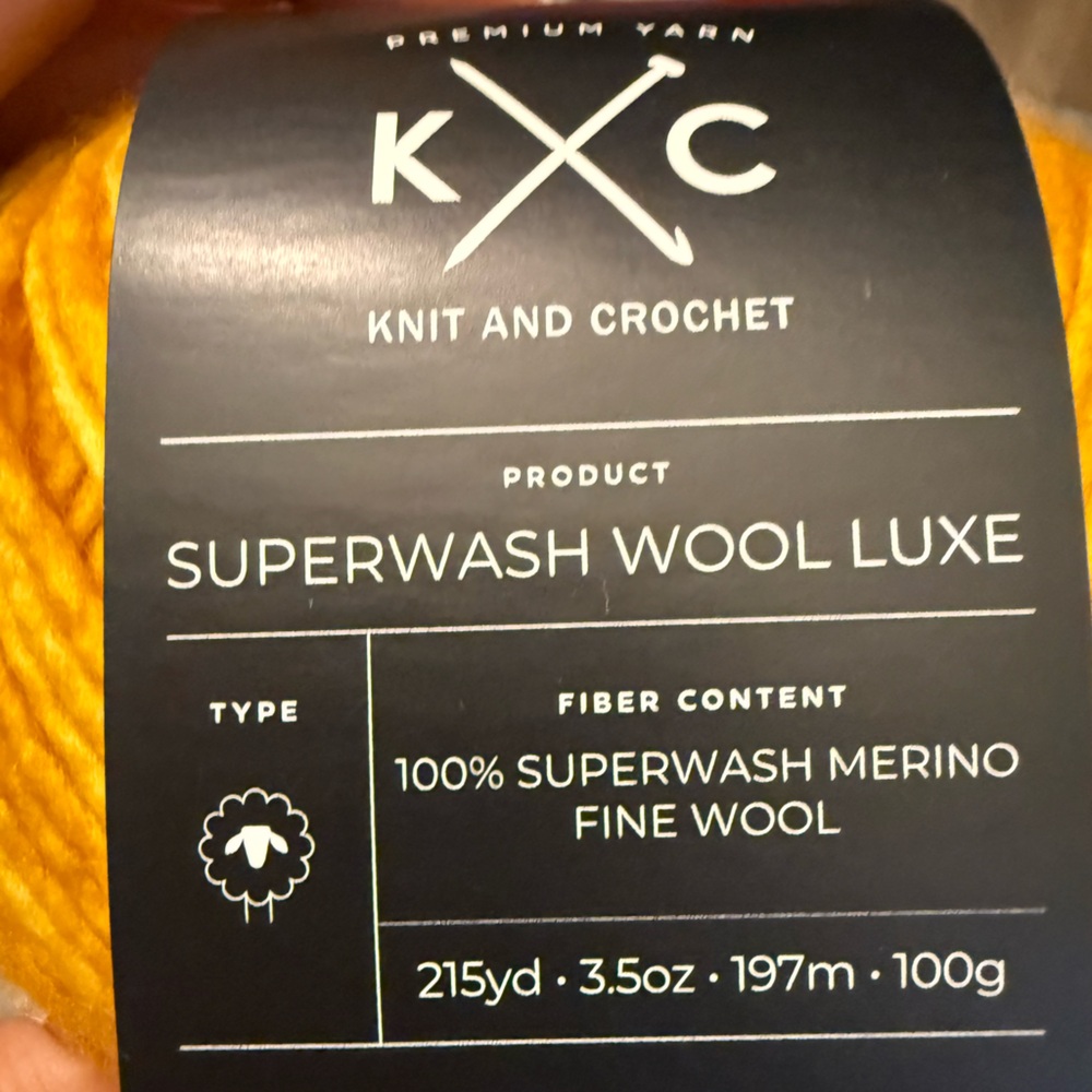 K&C Superwash Wool Luxe- Dandelion Fluff